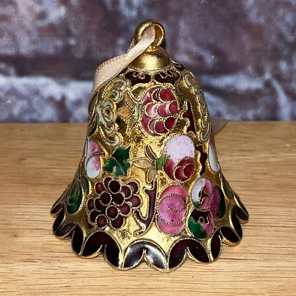 Cloisonné Enameled Ornament Molded Coppe Bell with Grapes And Flowers NYCO - Picture 4 of 7